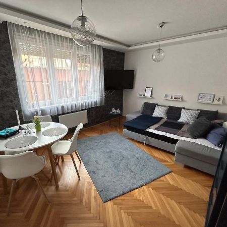 Apartmán Gabend'I Apartman Eger Exteriér fotografie